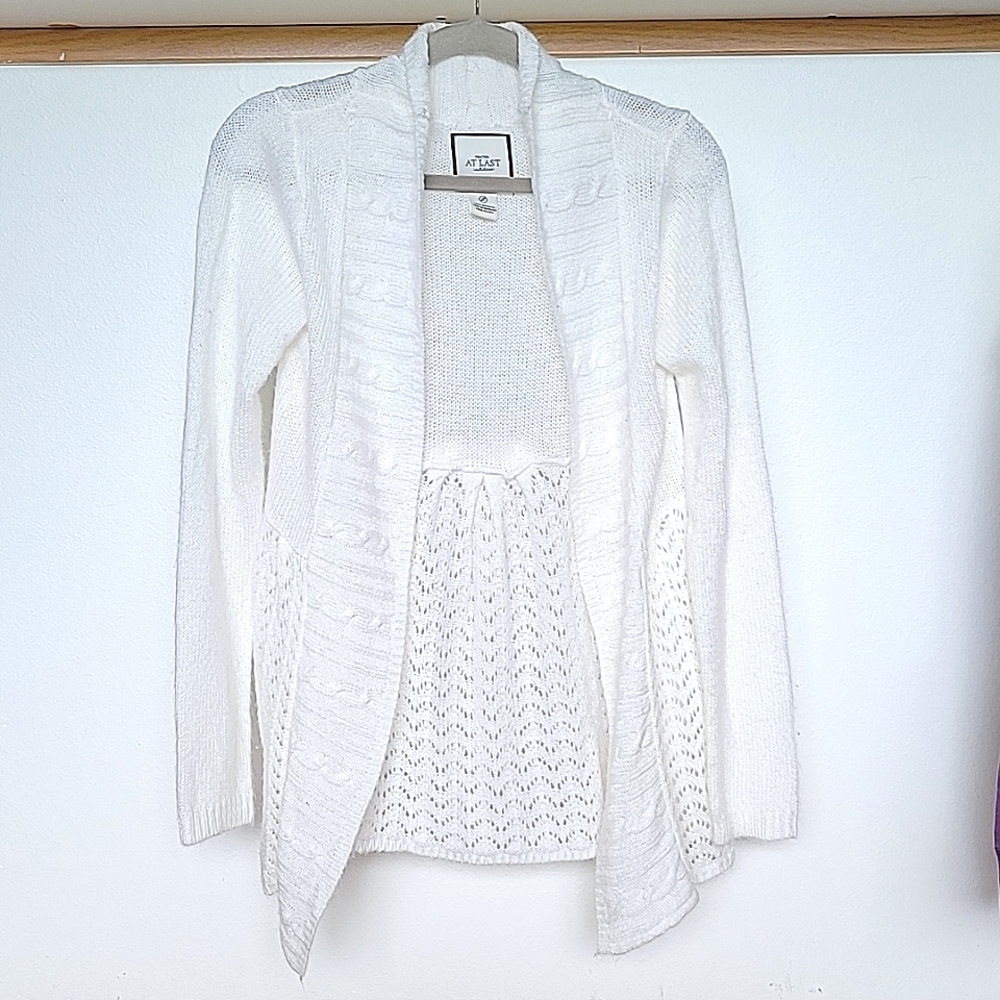 At Last white cardigan | Juniors Size Small